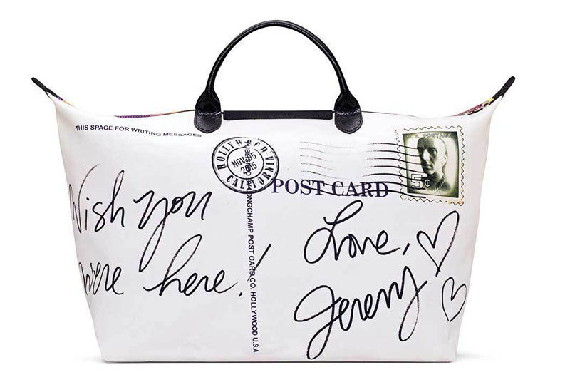 Tas Le Pliage menampilkan postcard