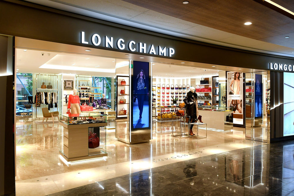 Longchamp yang memiliki gaya chic