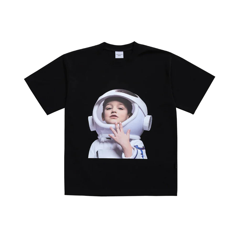 acmé de la vie Baby Face Astronaut T-Shirt Black