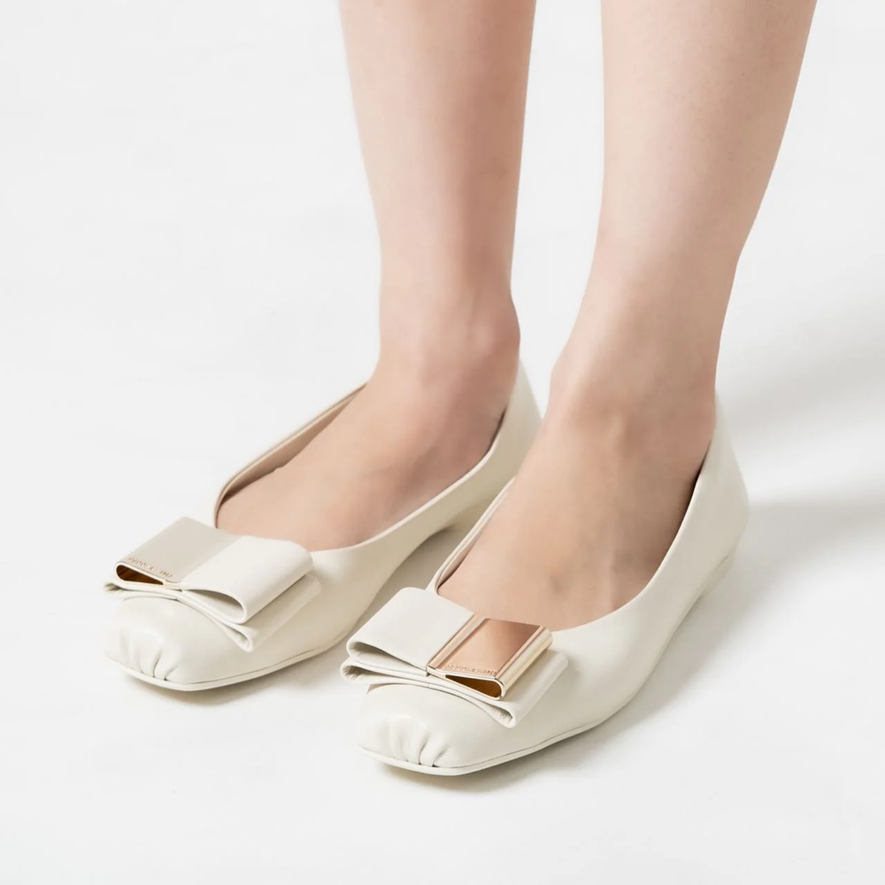 Salvatore Ferragamo Double Bow Ballet Flats Mascarpone