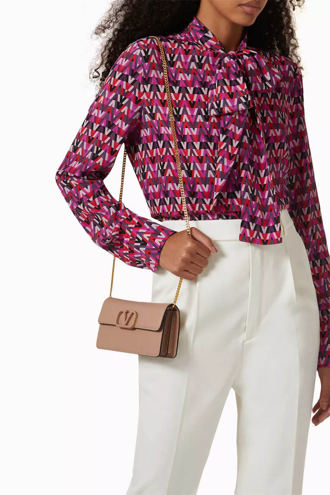 Valentino Garavani VSLING Wallet On Chain Leather Rose Canelle