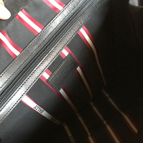 Lining tas Bally