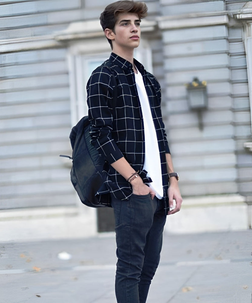 Lebih Up-to-date dengan College Boy Style