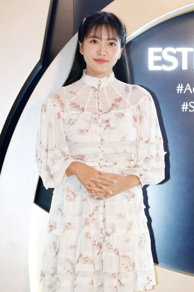 Yeri Red Velvet dalam Balutan Floral Dress-nya