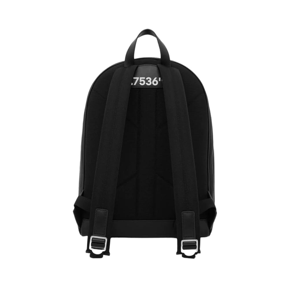 Look belakang dari Coordinate Backpack