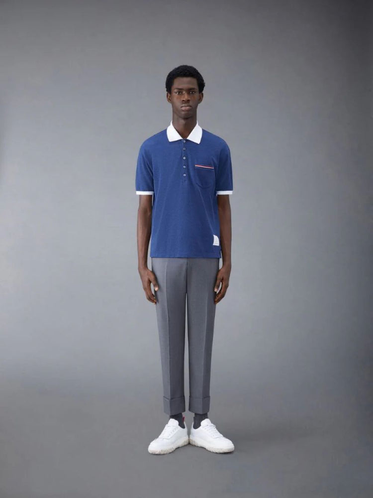 Perpaduan Polo Shirt dengan Celana Panjang