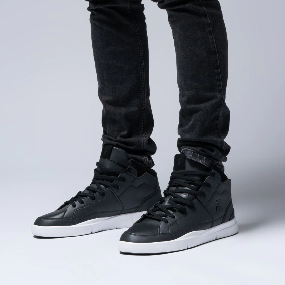 ON The Roger Clubhouse Mid Top Sneakers Black Eclipse Men
