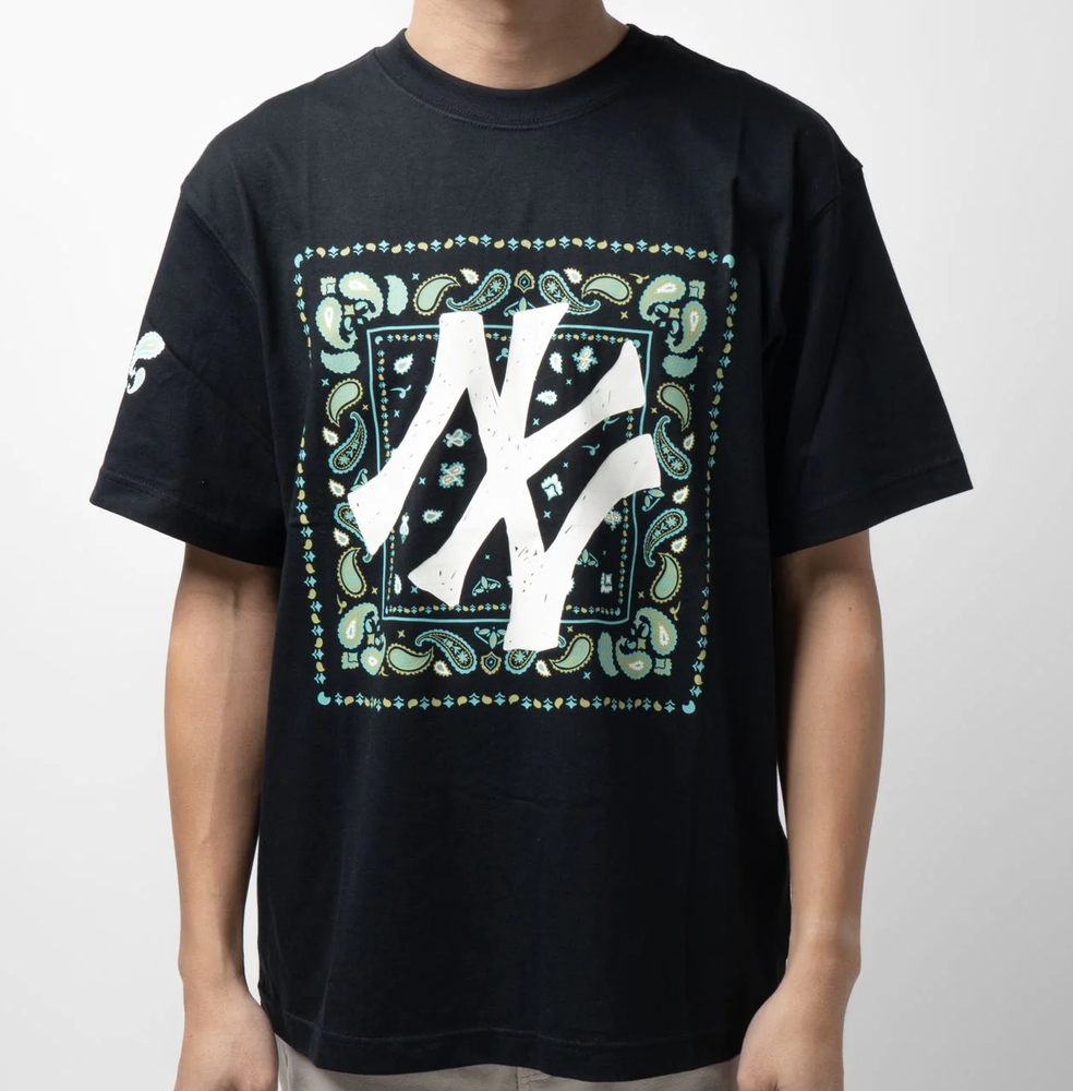 NY Yankees Paisley Big Logo One Point T-Shirt Black/Green