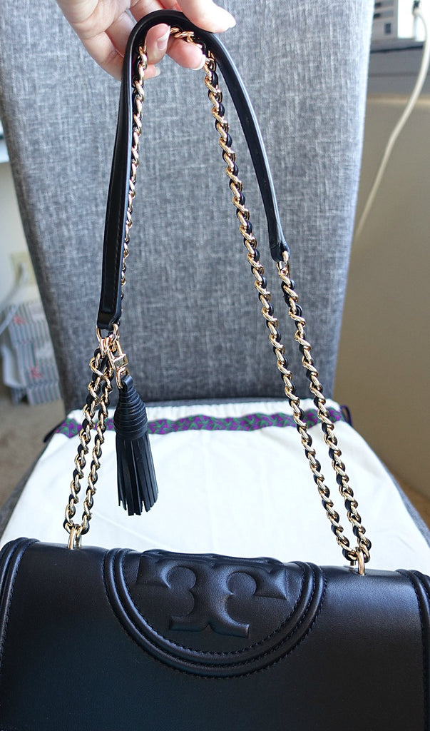 Convertible strap pada tas Fleming