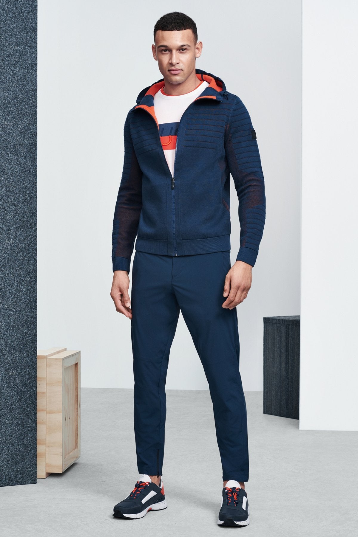 Lini produk men's sportswear HUGO BOSS